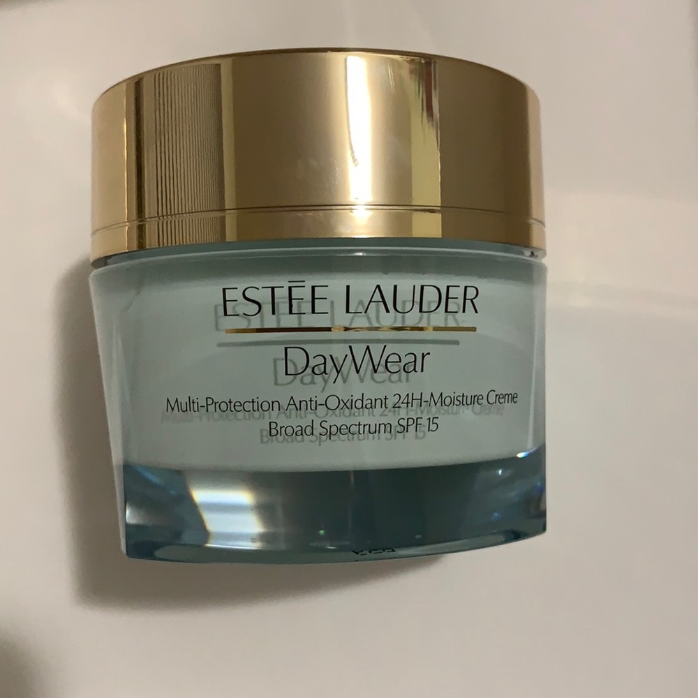 Estée Lauder daywear